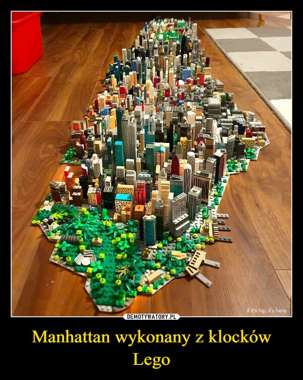 
    Manhattan wykonany z klocków Lego