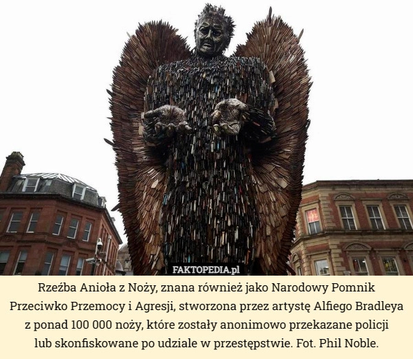 
    Rzeźba Anioła z Noży, znana również jako Narodowy Pomnik Przeciwko Przemocy...