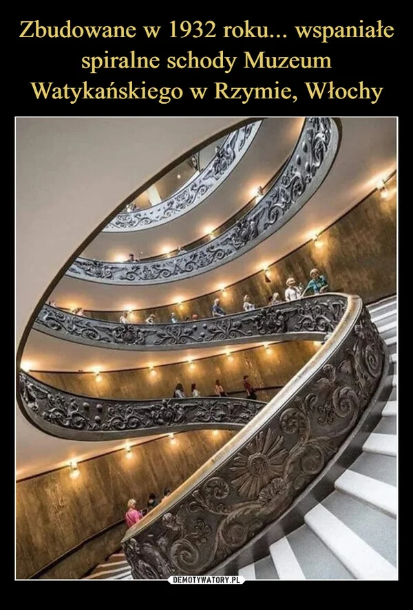 
    Zbudowane w 1932 roku... wspaniałe spiralne schody Muzeum Watykańskiego w Rzymie, Włochy