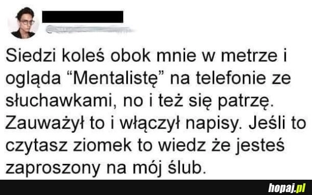 
    Nie każdy bohater nosi pelerynę