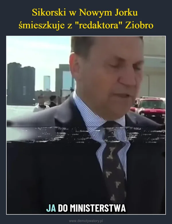 Sikorski w Nowym Jorku śmieszkuje z 