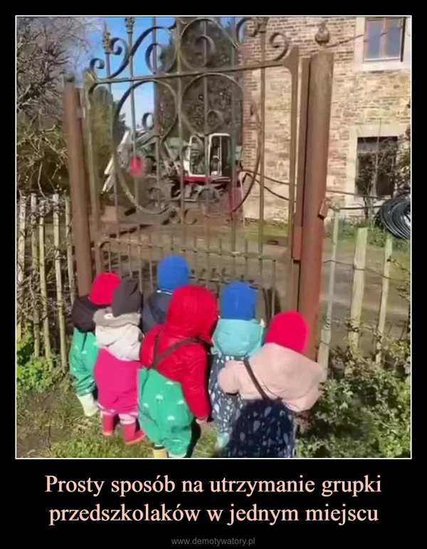 
    Prosty sposób na utrzymanie grupki przedszkolaków w jednym miejscu