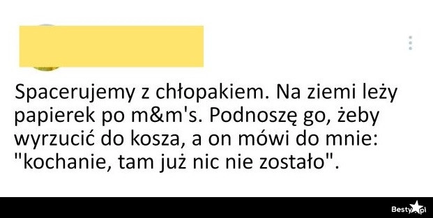 
    Śmieć na chodniku 