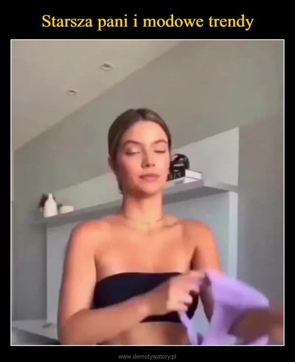 
    Starsza pani i modowe trendy