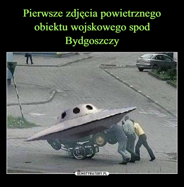 
    Pierwsze zdjęcia powietrznego obiektu wojskowego spod Bydgoszczy