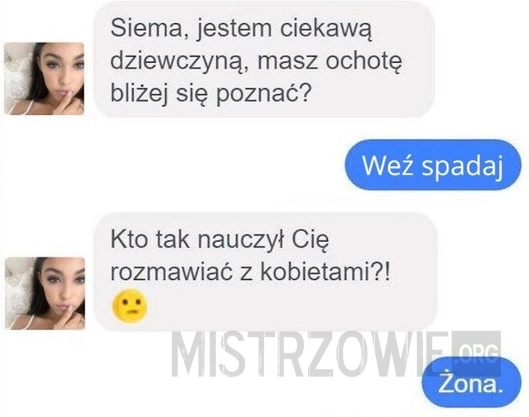 
    Ciekawa dziewczyna