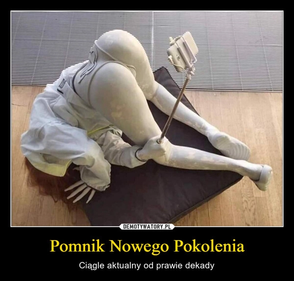 
    Pomnik Nowego Pokolenia