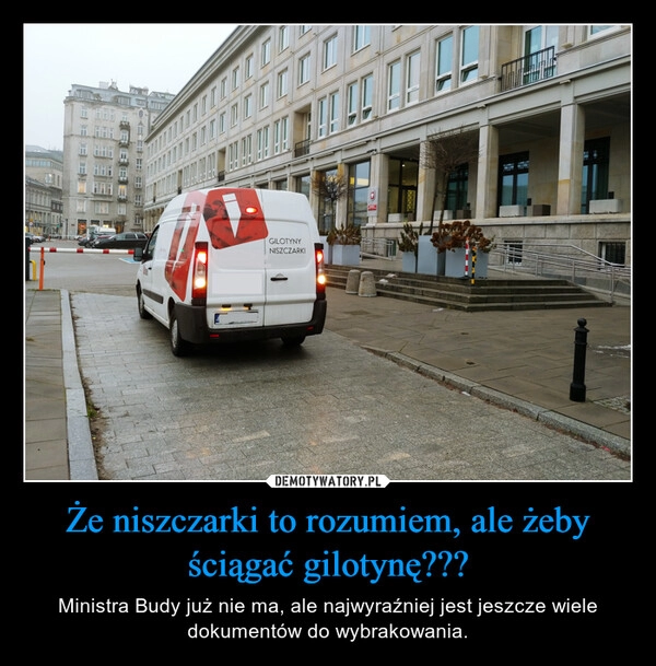 
    Że niszczarki to rozumiem, ale żeby ściągać gilotynę???