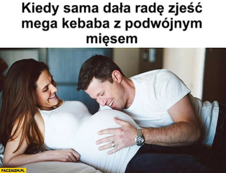 
    Kiedy sama dała radę zjeść mega kebaba z podwójnym mięsem kobieta w ciąży wielki brzuch