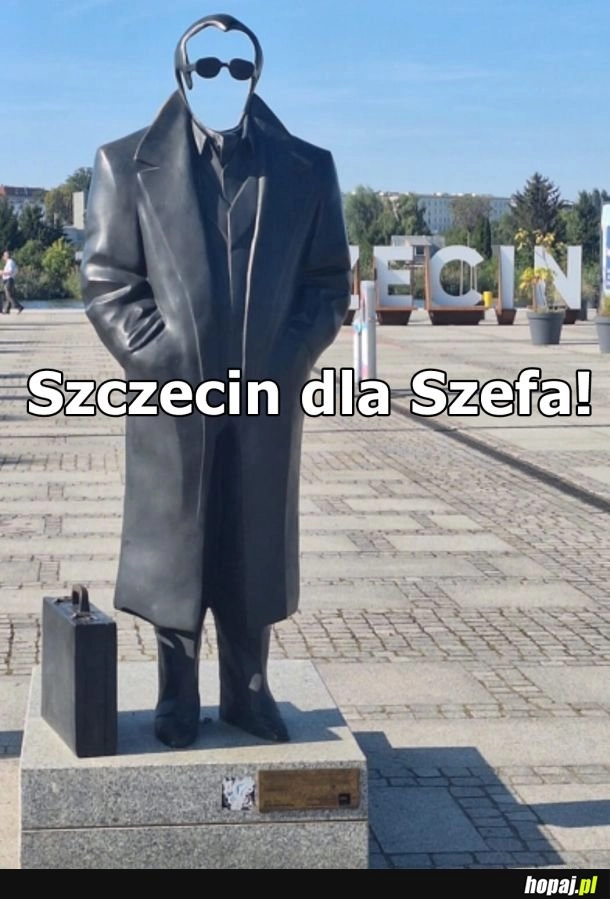 
    Nie muszą stawiać pomników, bo już jest!