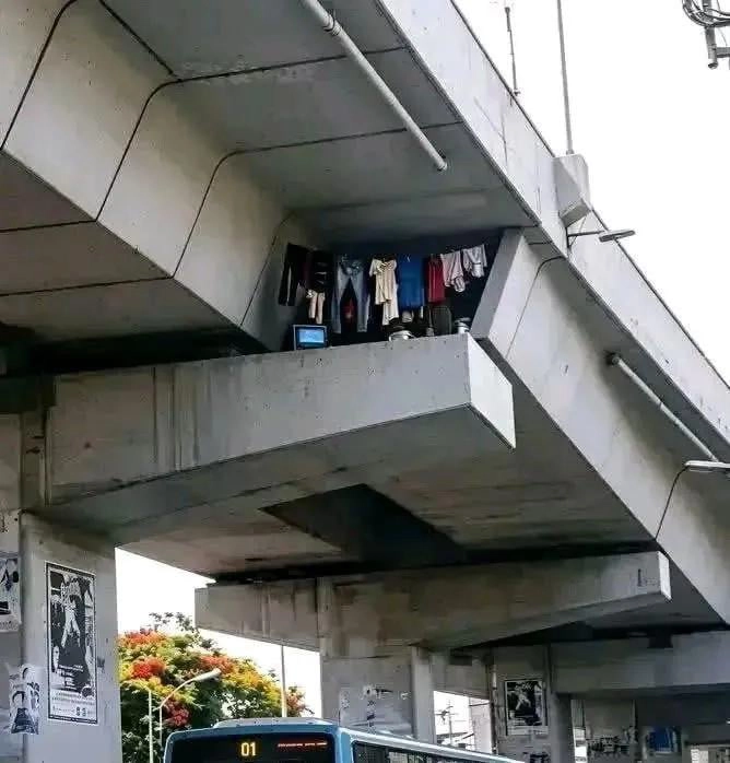An urban easy life