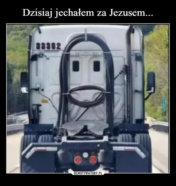 
    Dzisiaj jechałem za Jezusem...