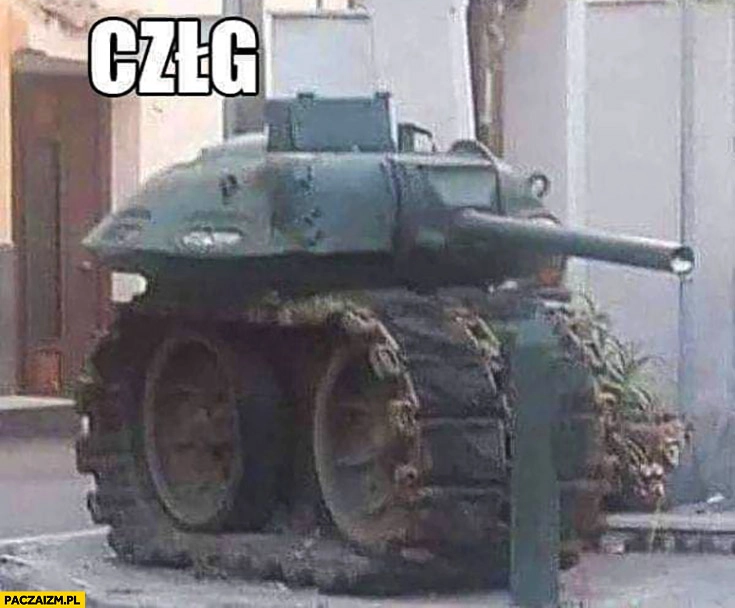 
    Krótki mały śmieszny czołg człg