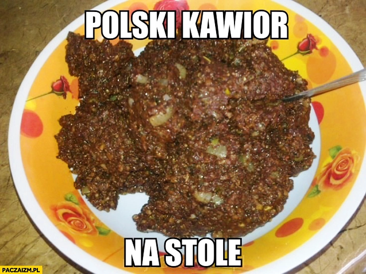 
    Polski kawior na stole kaszanka