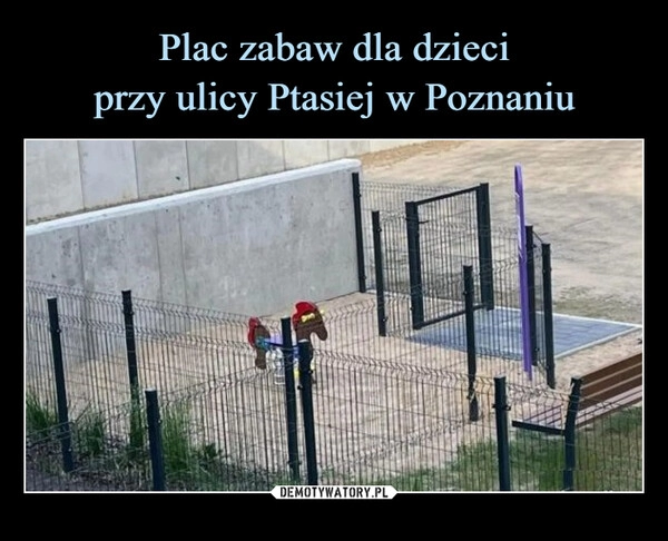 
    Plac zabaw dla dzieci
przy ulicy Ptasiej w Poznaniu