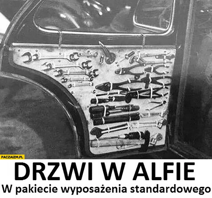 
    Drzwi w Alfie Romeo w pakiecie wyposażenia standardowego narzędzia do naprawy