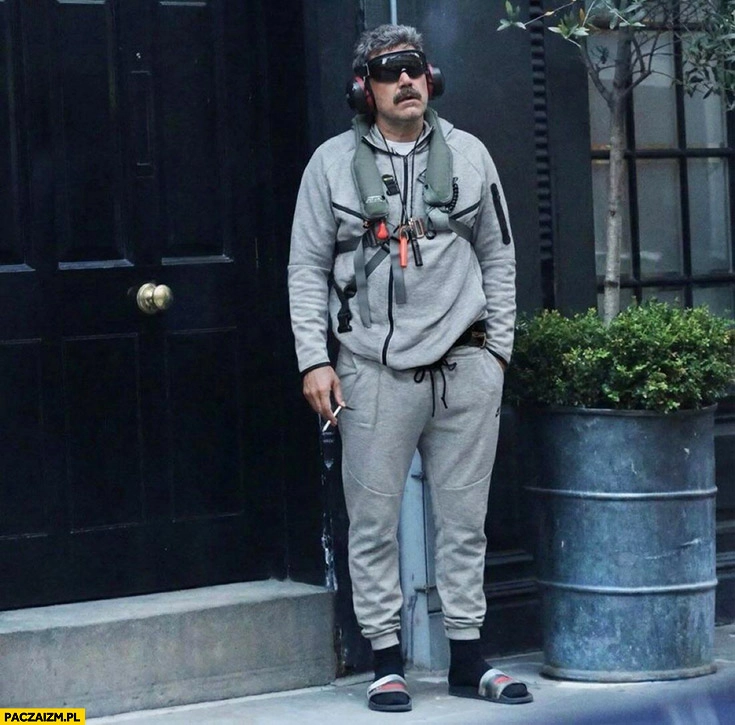 
    Ben Affleck z papierosem Nicolas Maduro przeróbka