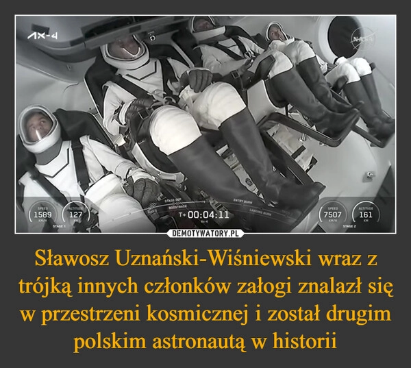 
    Sławosz Uznański-Wiśniewski wraz z trójką innych członków załogi znalazł się w przestrzeni kosmicznej i został drugim polskim astronautą w historii