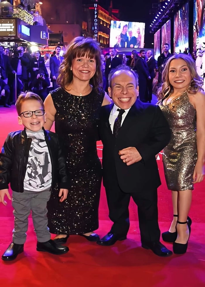 
    Warwick Davis and family attend Star Wars: The Force Awakens premiere