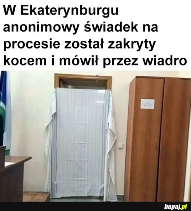 
    Trzeba było go do szafy wsadzić