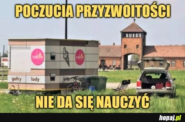 
    Lody obok byłego obozu koncentracyjnego...