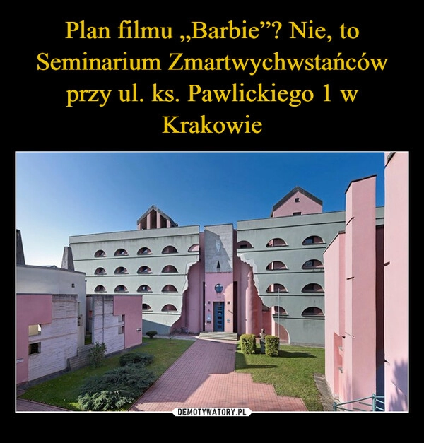 
    Plan filmu „Barbie”? Nie, to Seminarium Zmartwychwstańców przy ul. ks. Pawlickiego 1 w Krakowie