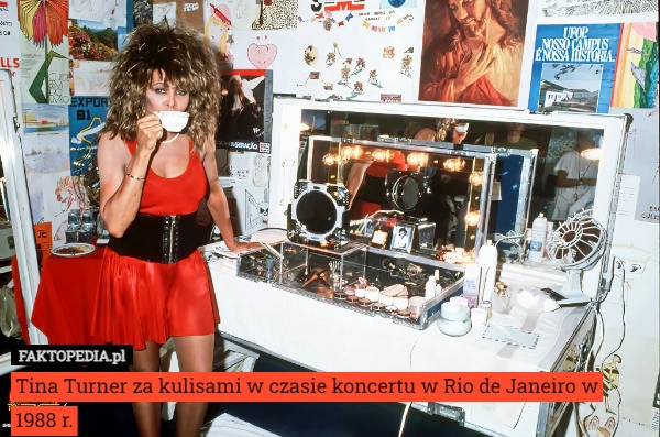 
    Tina Turner za kulisami w czasie koncertu w Rio de Janeiro w 1988 r.