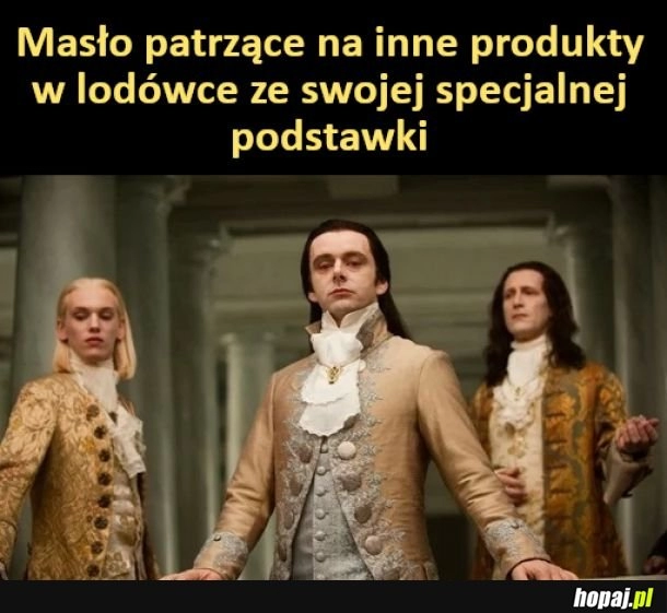 
    Masło w lodówce