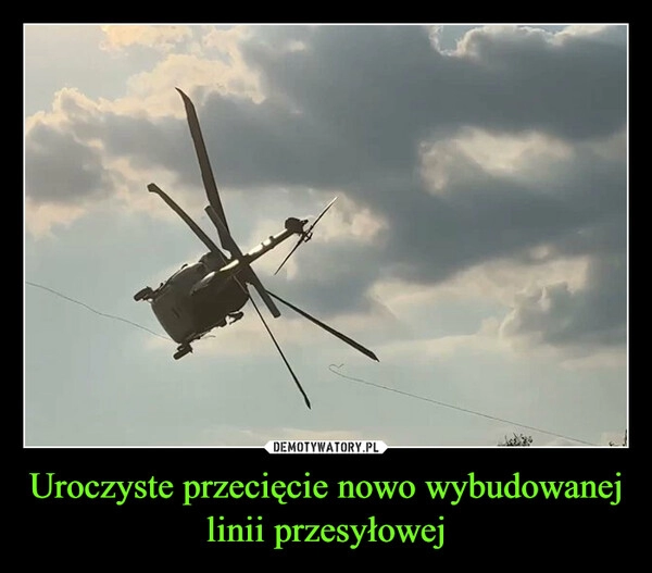 
    Uroczyste przecięcie nowo wybudowanej linii przesyłowej