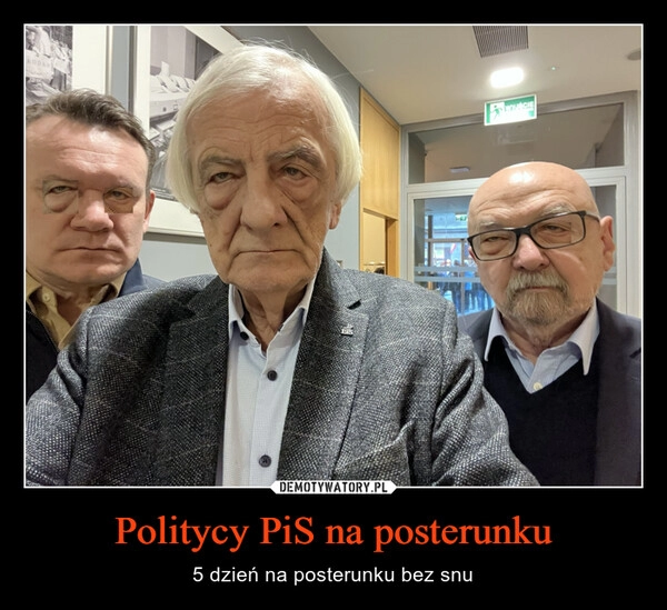 
    Politycy PiS na posterunku