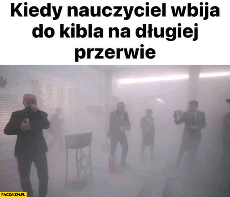 
    Kiedy nauczyciel wbija do kibla na długiej przerwie Grzegorz Braun gaśnica w sejmie