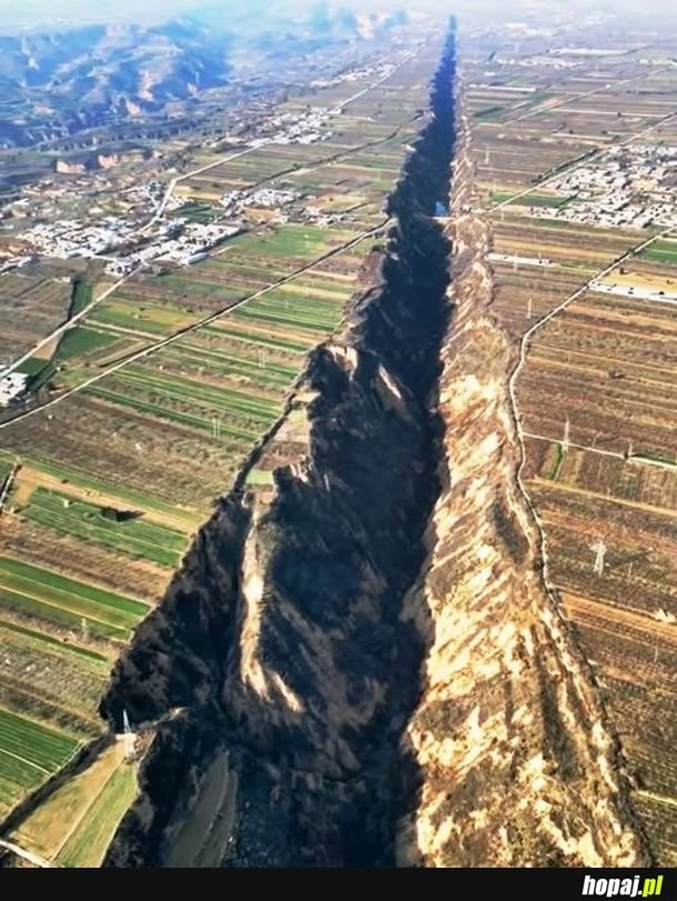 
    Dolina Pingku w Chinach