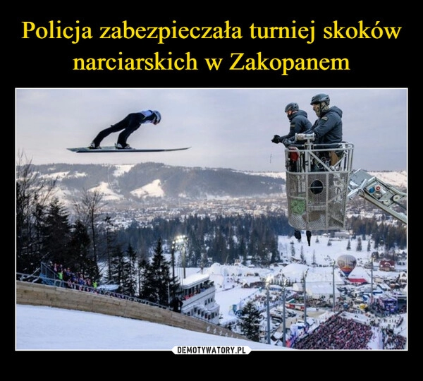 
    Policja zabezpieczała turniej skoków narciarskich w Zakopanem 