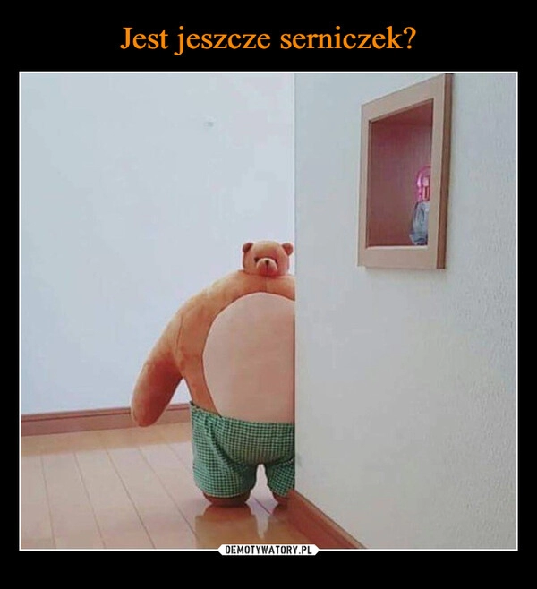 
    Jest jeszcze serniczek?