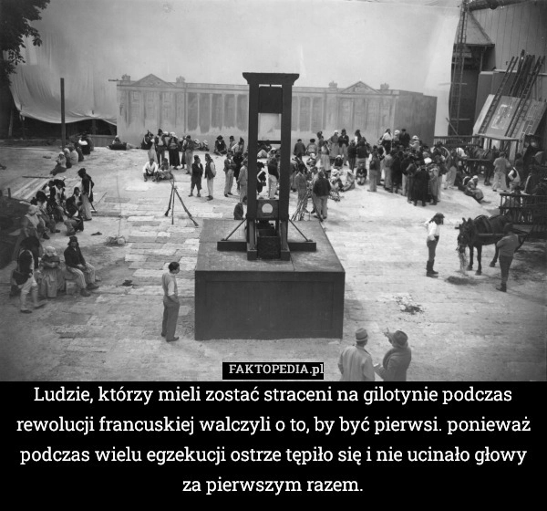 
    Ludzie, którzy mieli zostać straceni na gilotynie podczas rewolucji francuskiej