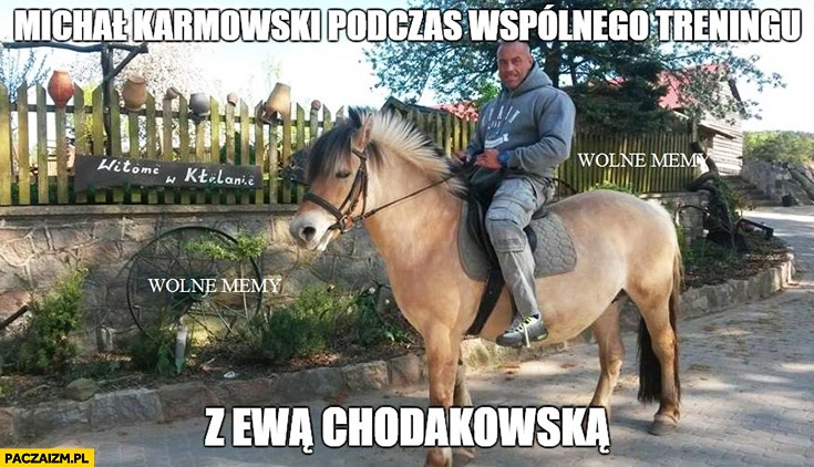 
    Michał Karmowski podczas wspólnego treningu z Ewą Chodakowską na koniu