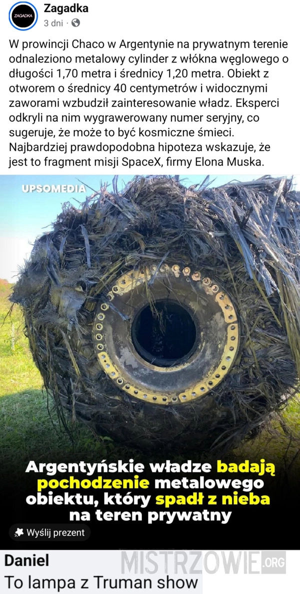 
    Metalowy obiekt