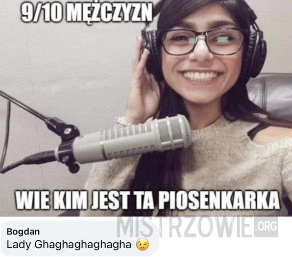 
    Piosenkarka