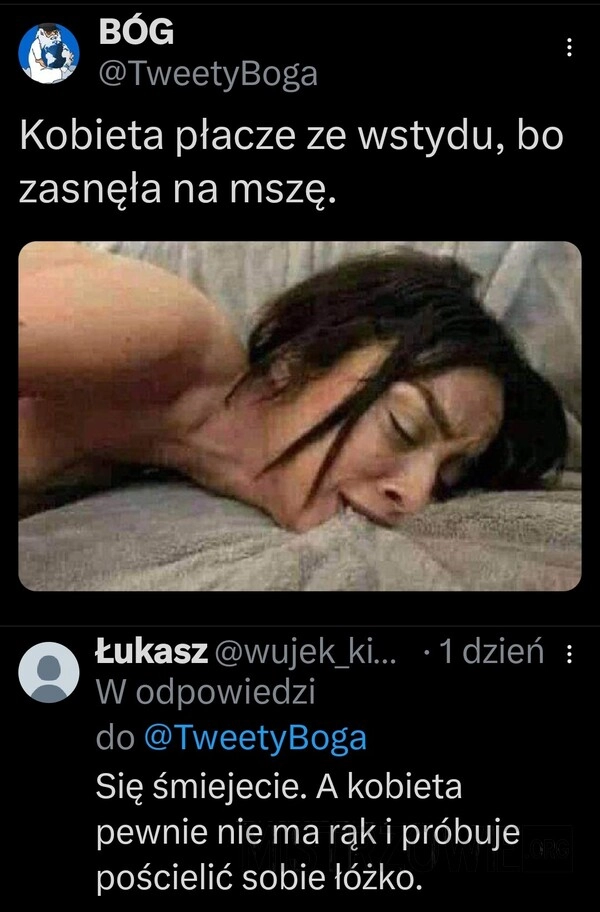 
    Kobieta płacze ze wstydu