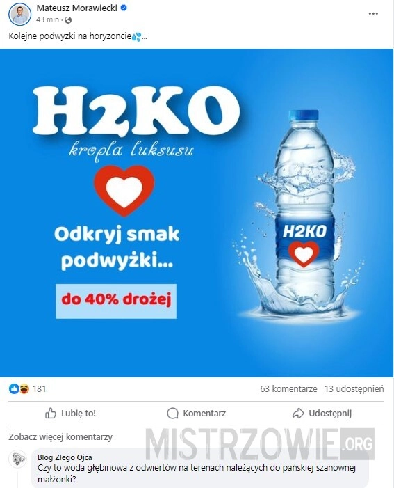 
    Mateusz reklamuje wodę