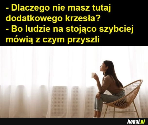 
    Dodatkowe krzesło