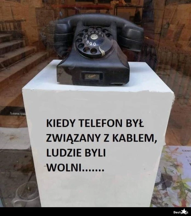 
    Telefon 