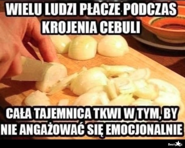 
    Tajemnica krojenia cebuli 