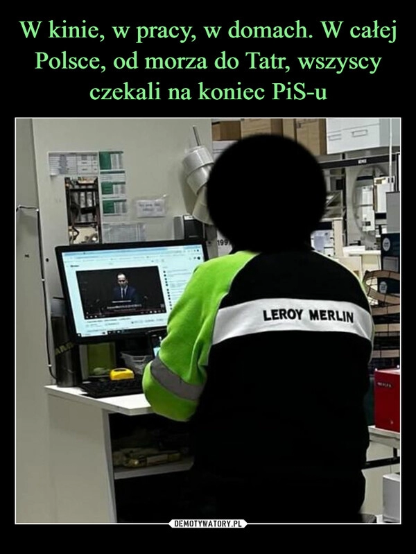 
    W kinie, w pracy, w domach. W całej Polsce, od morza do Tatr, wszyscy czekali na koniec PiS-u