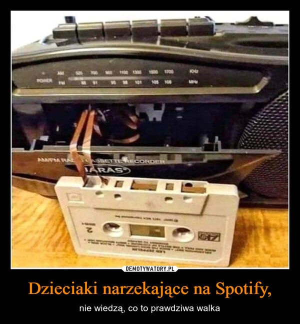 
    Dzieciaki narzekające na Spotify,