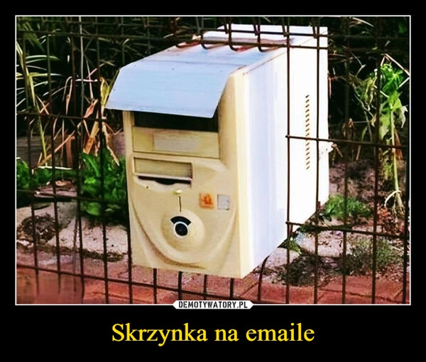 
    Skrzynka na emaile