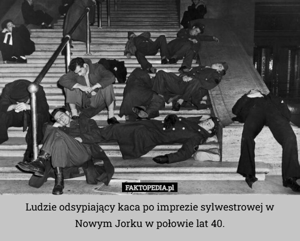 
    Ludzie odsypiający kaca po imprezie sylwestrowej w Nowym Jorku w połowie