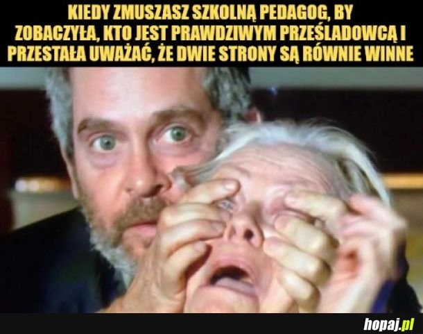 
    Szkolna pedagog.