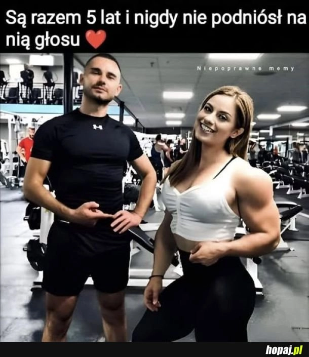 
    Razem