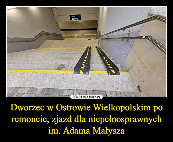 
    Dworzec w Ostrowie Wielkopolskim po remoncie, zjazd dla niepełnosprawnych im. Adama Małysza